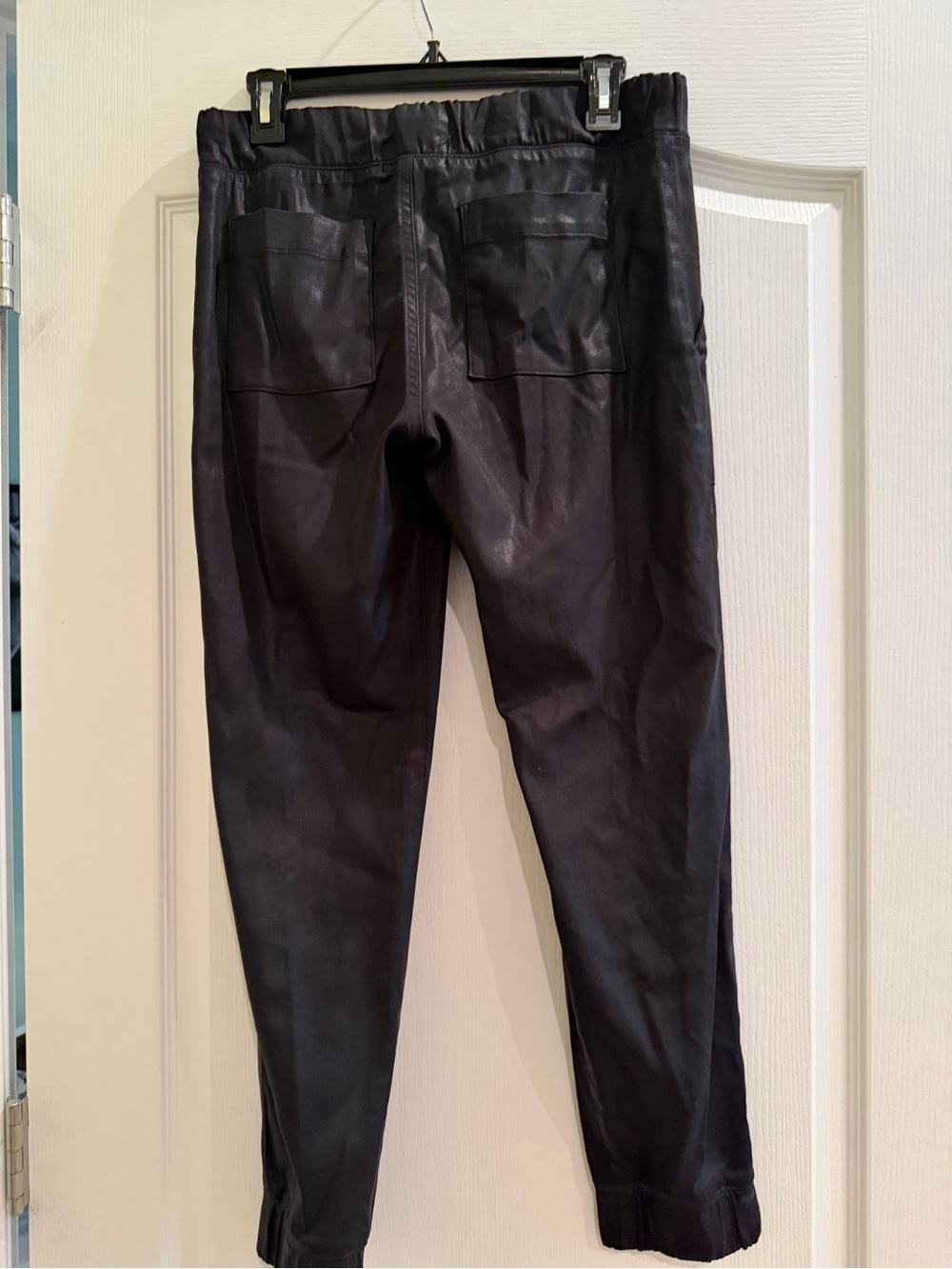 Bella Dahl Black Jogger Pants View 3